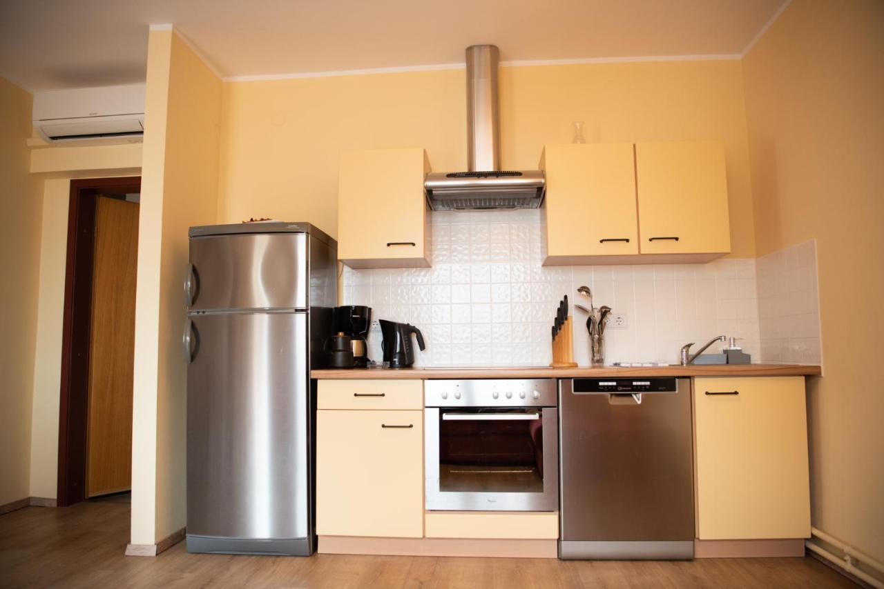 Appartements Clementina بريمونتيرا المظهر الخارجي الصورة
