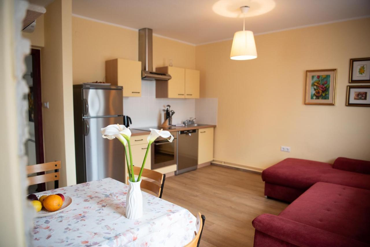 Appartements Clementina بريمونتيرا المظهر الخارجي الصورة