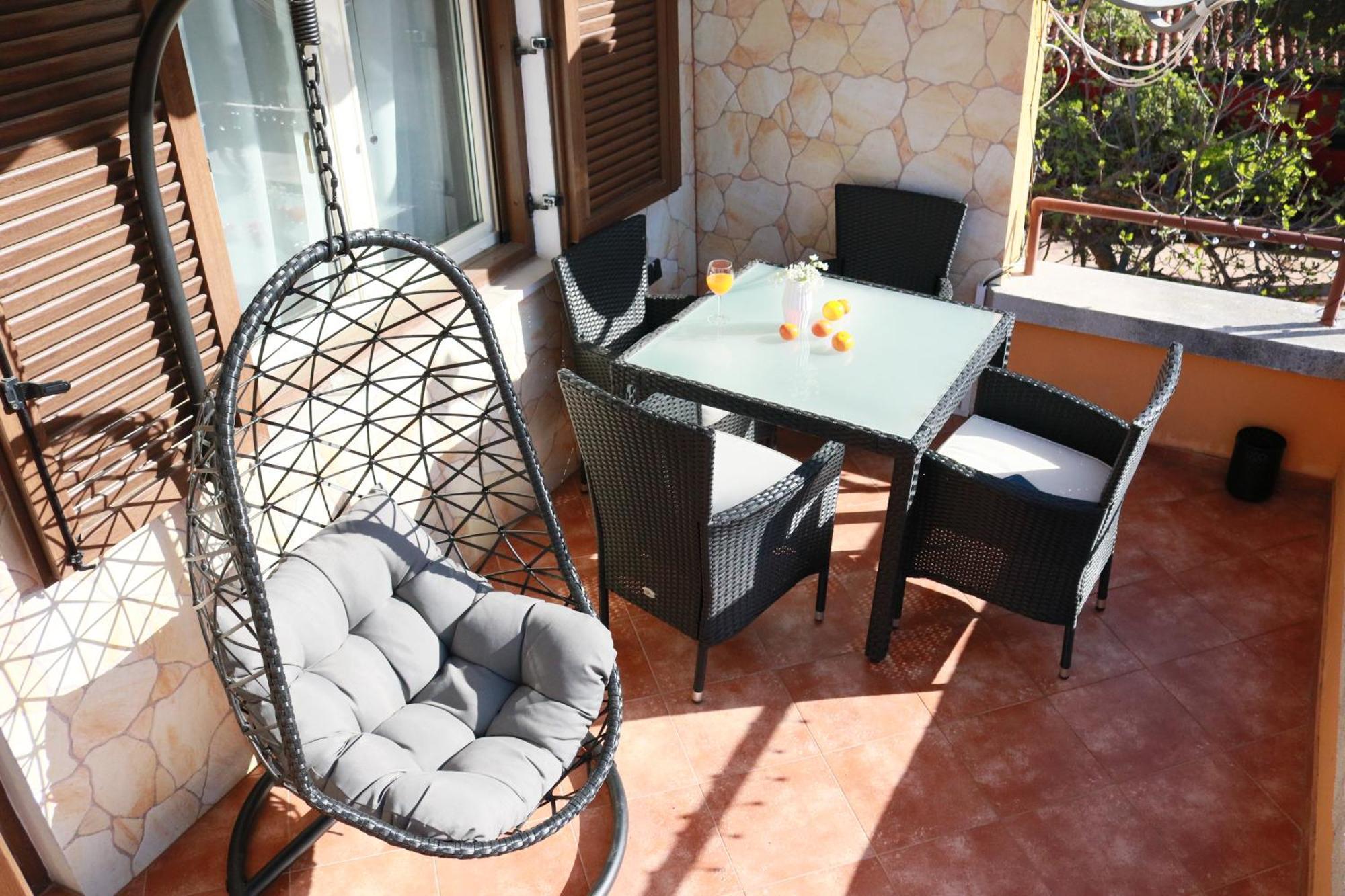 Appartements Clementina بريمونتيرا المظهر الخارجي الصورة